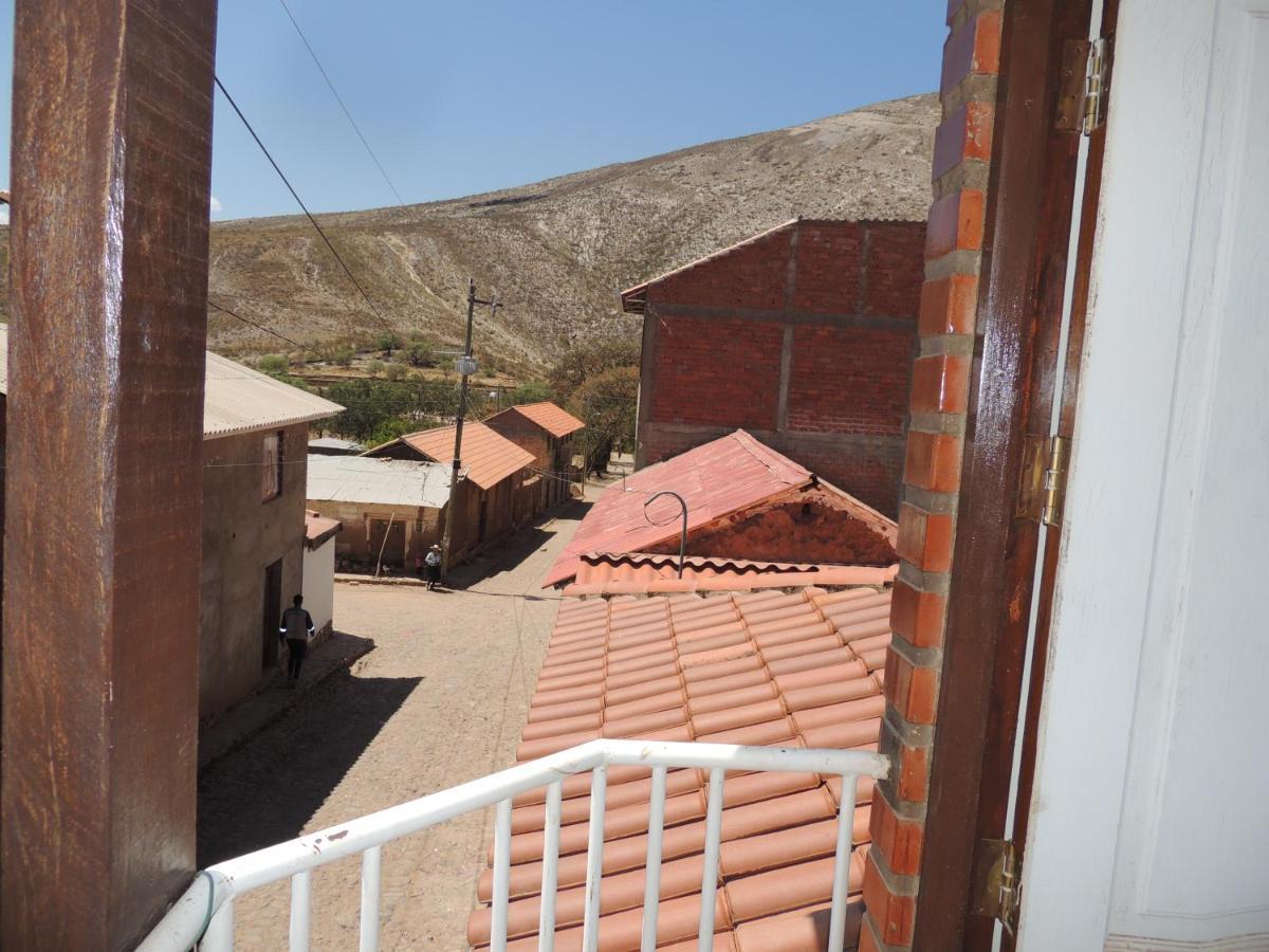 Torotoro Hostal Dinosaurio B&B 외부 사진